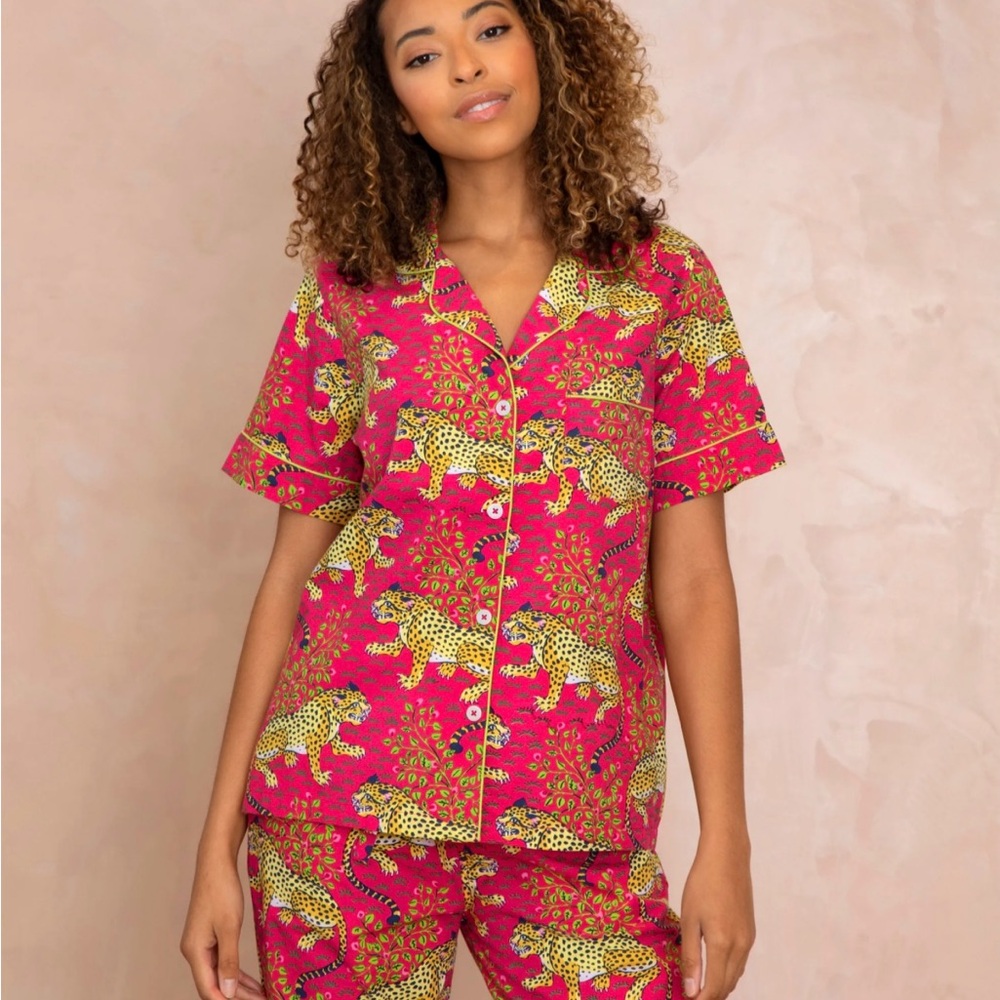 Pink Leopard Print Women's Pajama Set